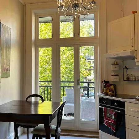 Classic With Balconies Apartment Oslo